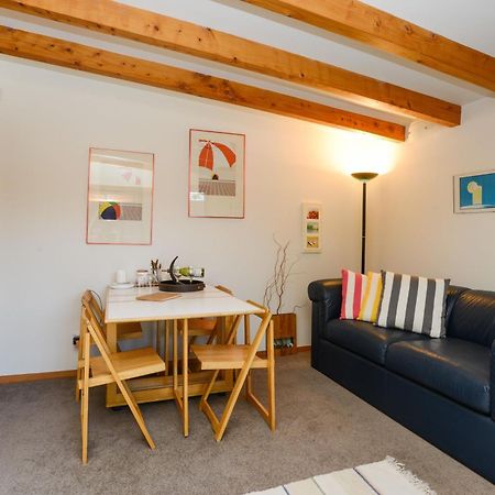 Absolute Beachfront B&B Нейпир Номер фото