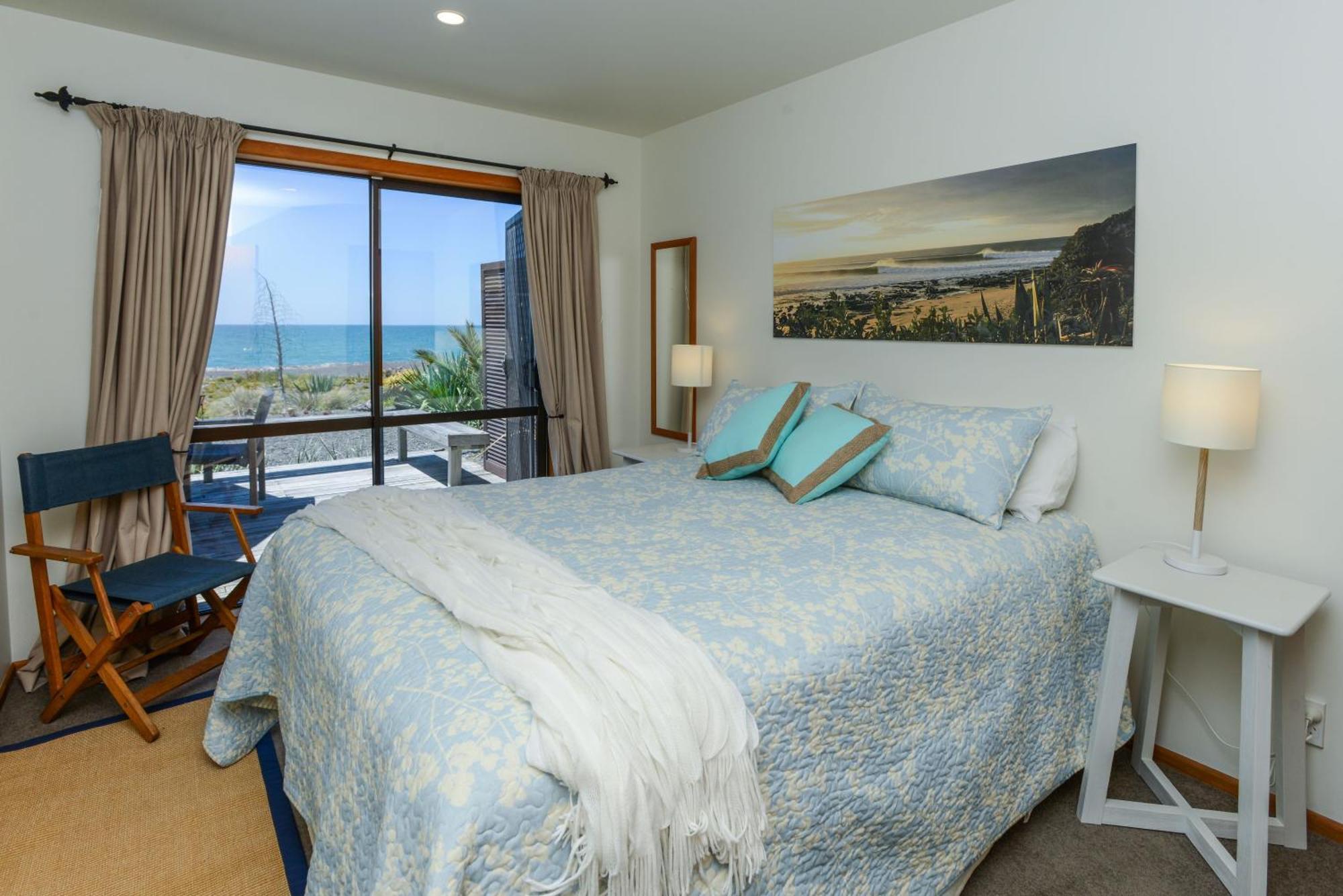 Absolute Beachfront B&B Нейпир Номер фото
